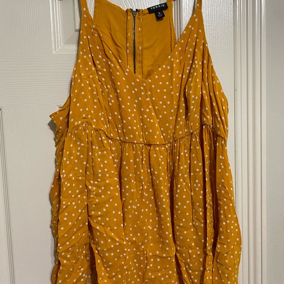 Yellow polka dot sleeveless blouse - Picture 1 of 3
